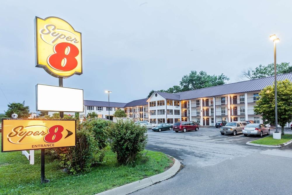 Super 8 By Wyndham Sevierville Riverside Экстерьер фото
