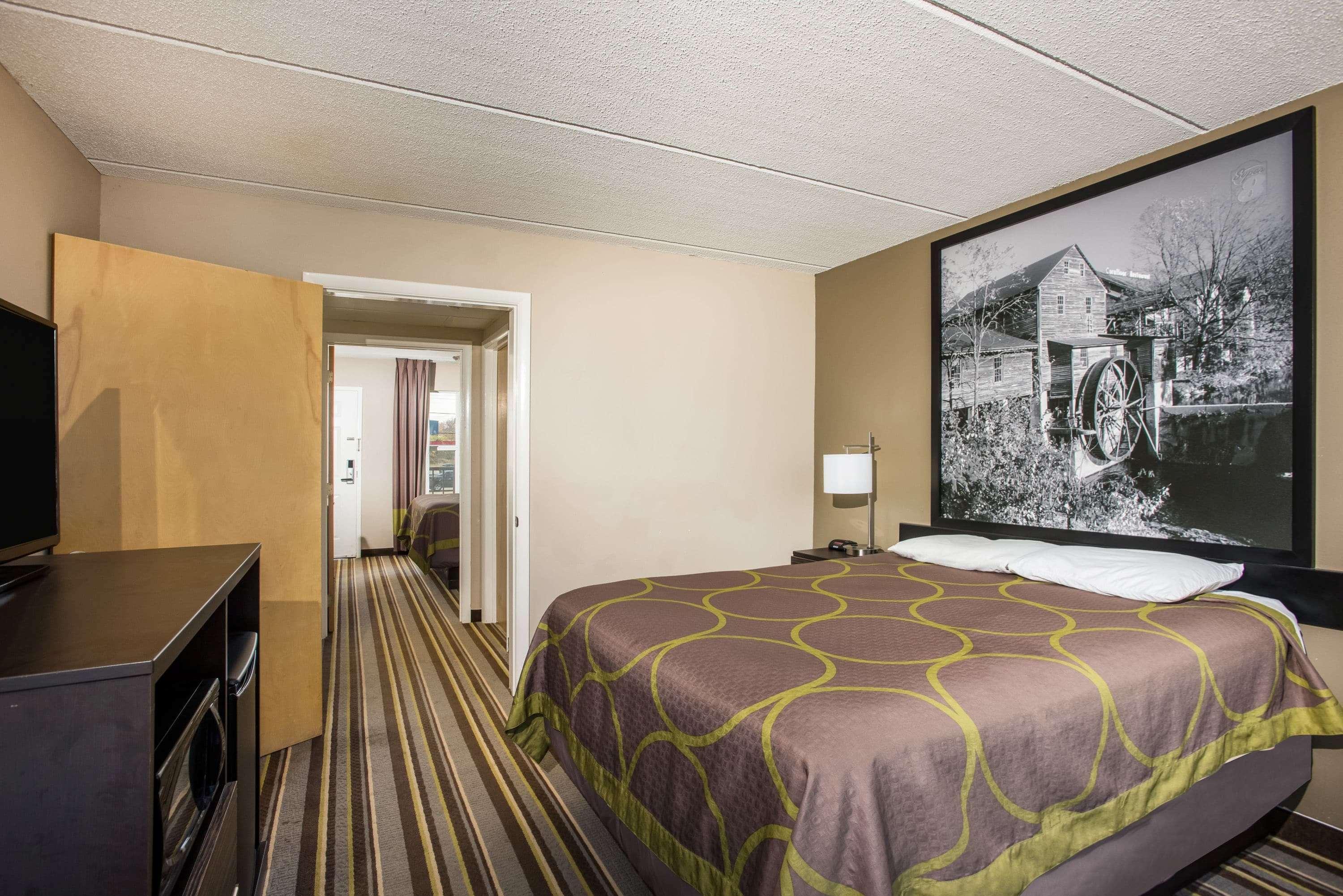 Super 8 By Wyndham Sevierville Riverside Экстерьер фото