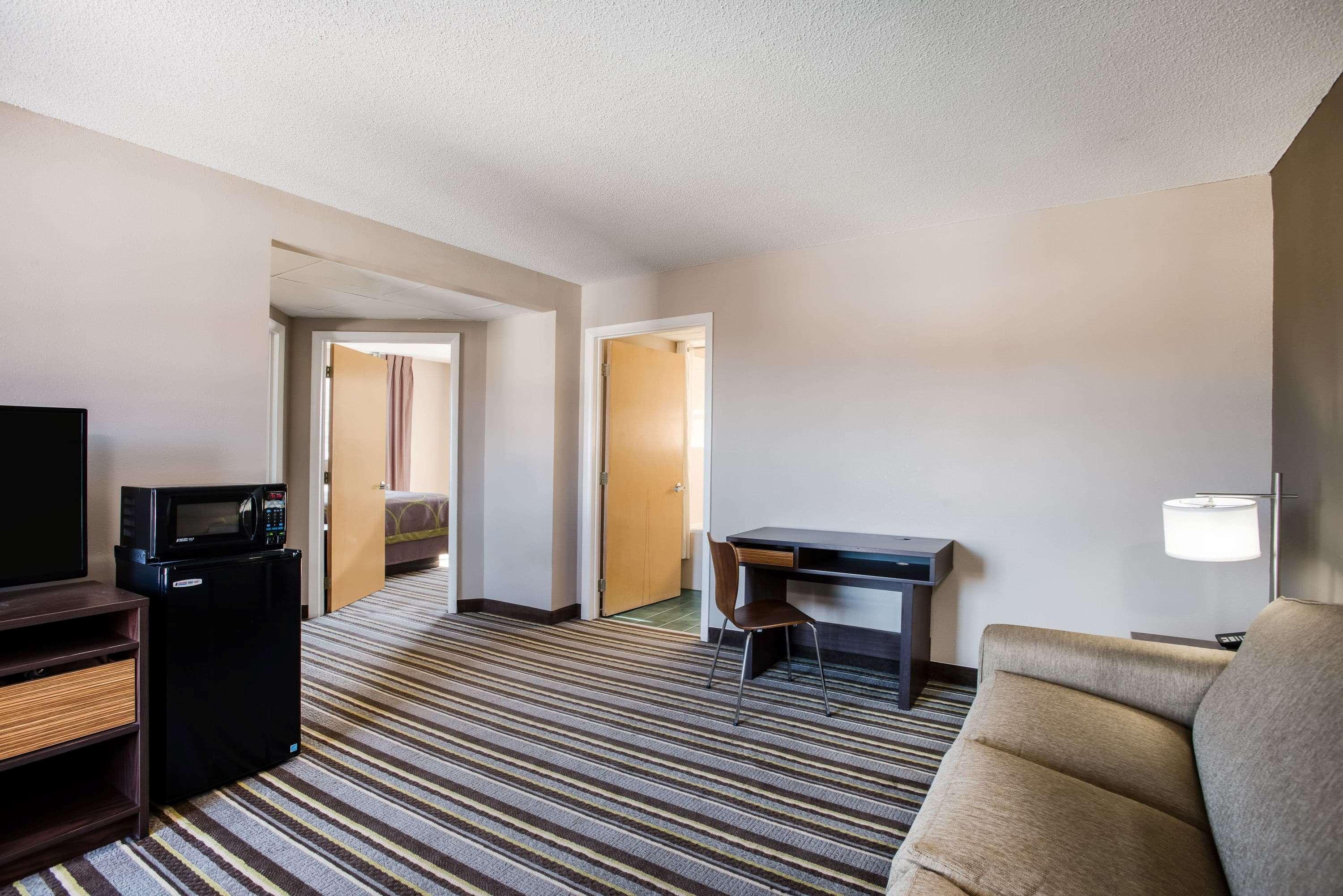 Super 8 By Wyndham Sevierville Riverside Экстерьер фото